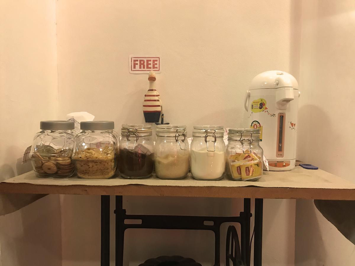 Once In Bangkok With Me Guesthouse Екстериор снимка